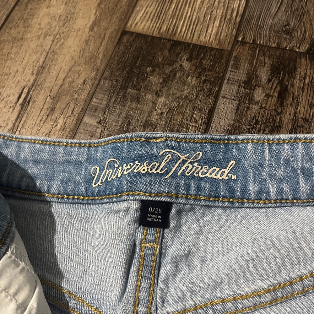 Universal Thread Jeans - Picture 3 of 3